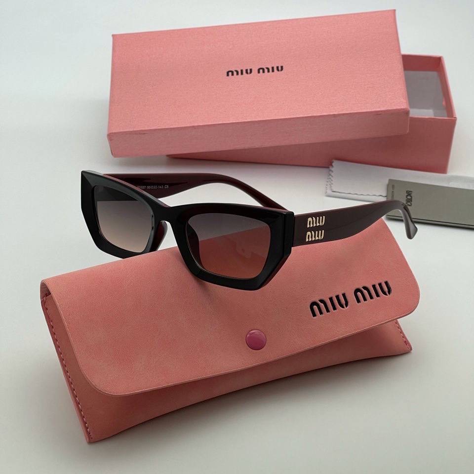 Фото Очки Miu Miu B4345