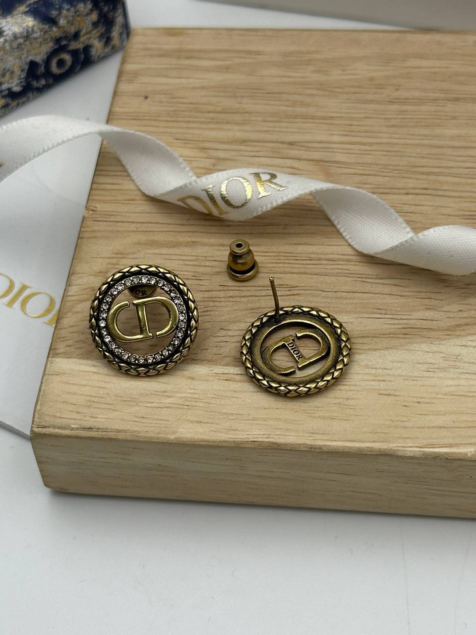 Фото Серьги Dior Petit CD S5569
