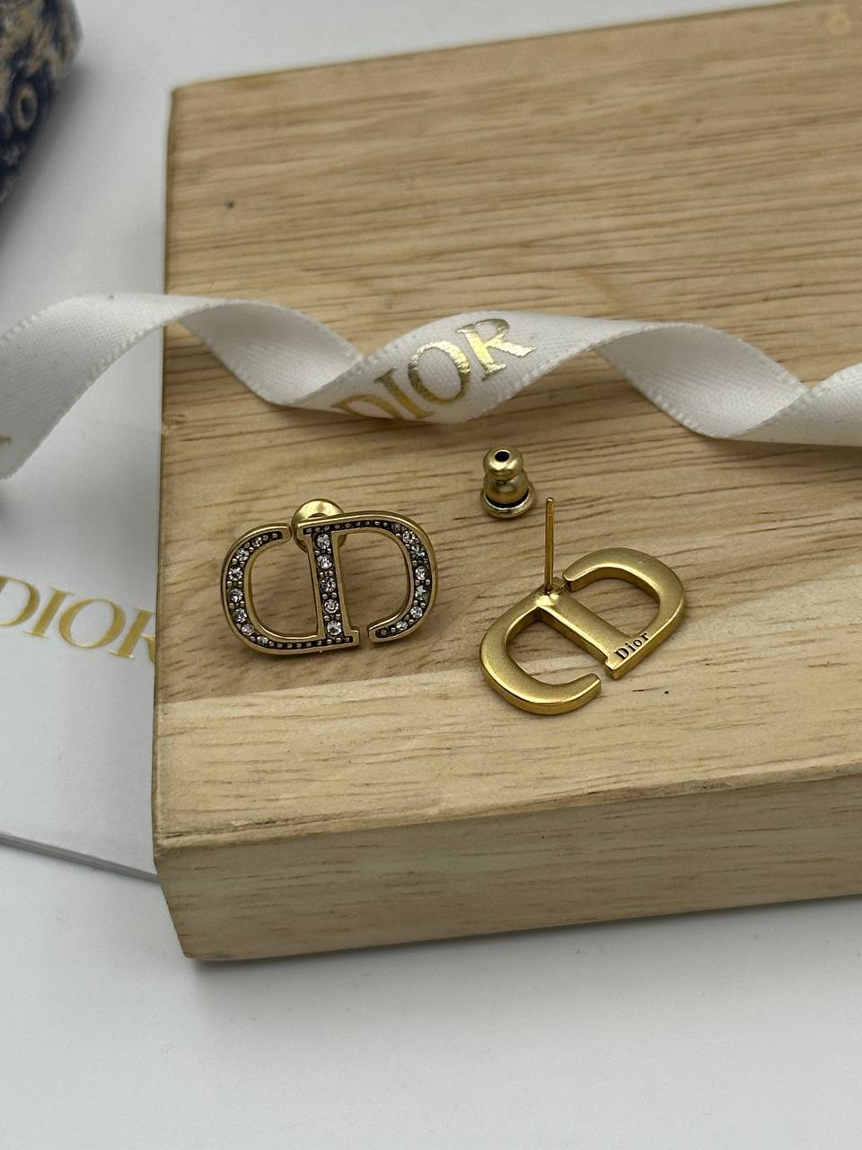 Фото Серьги Dior Petit CD S5572