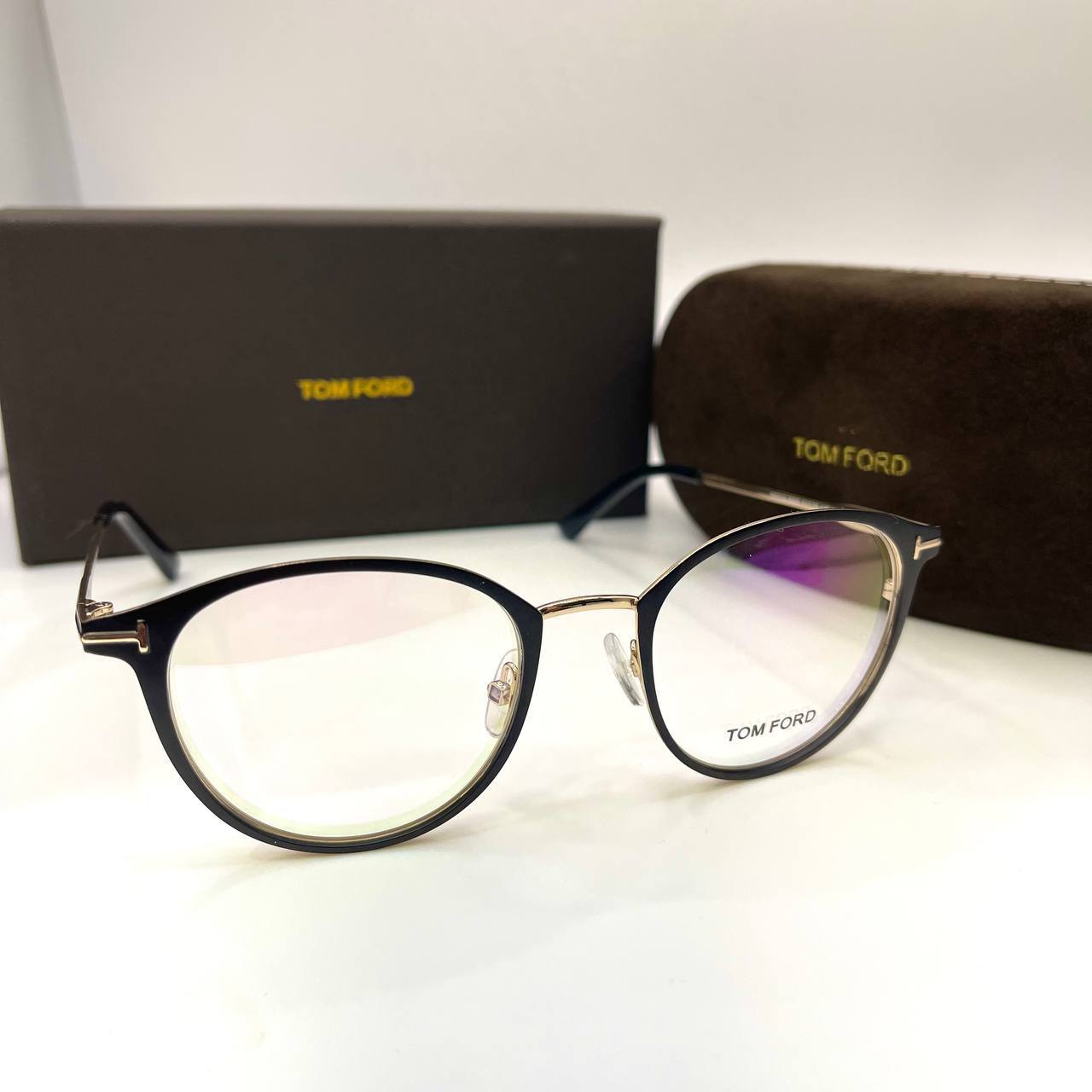 Фото Очки Tom Ford S5627