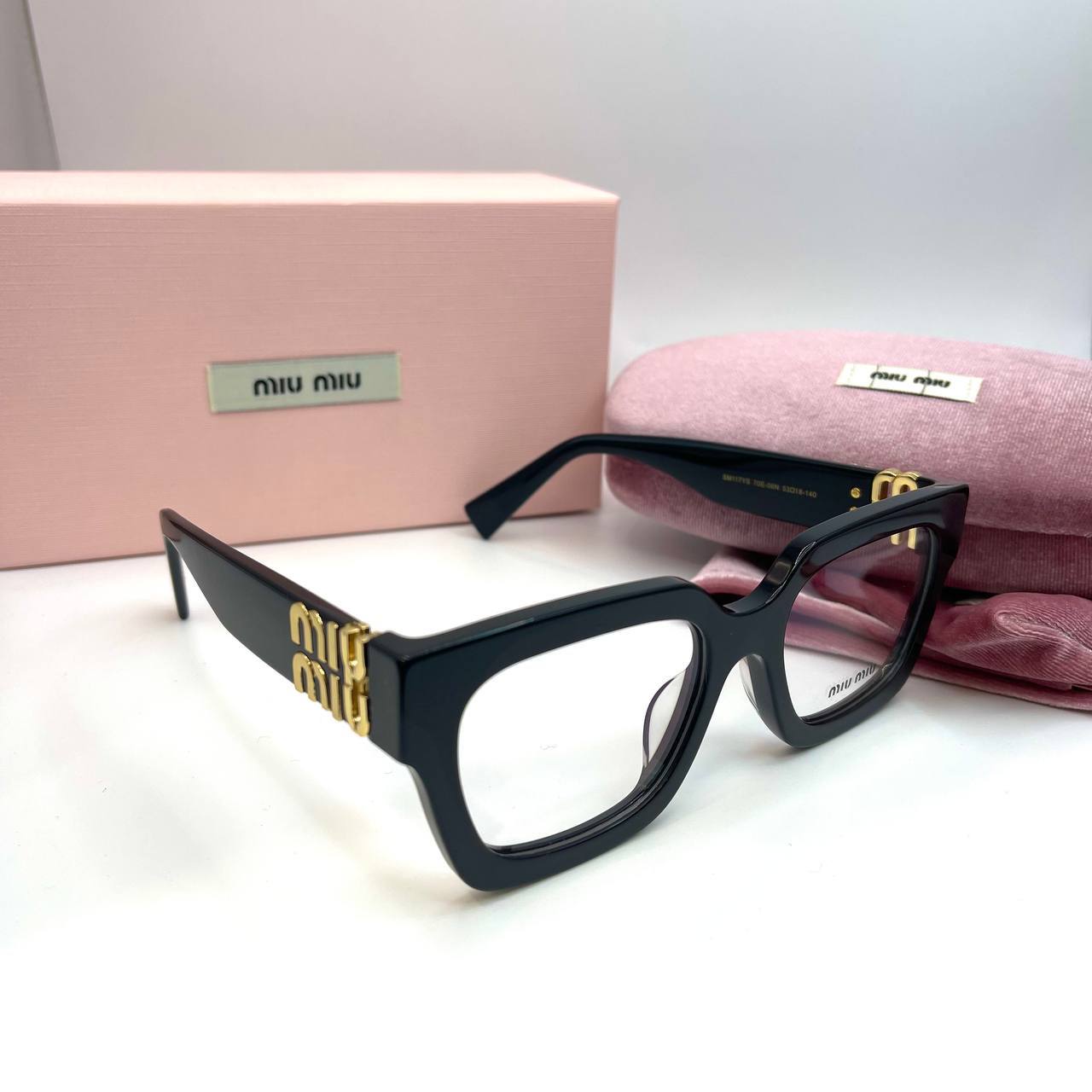 Фото Очки Miu Miu Glimpse S5650