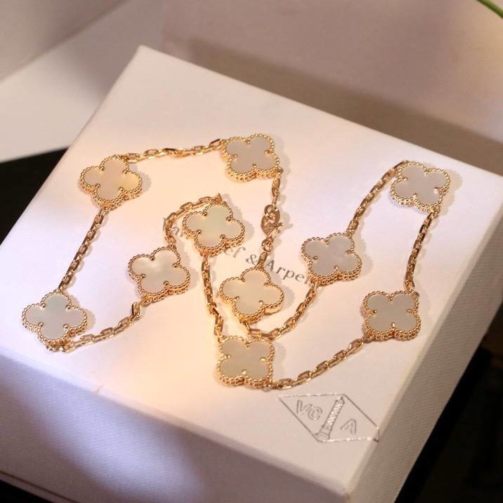 Фото Колье Van Cleef & Arpels Vintage Alhambra S5690