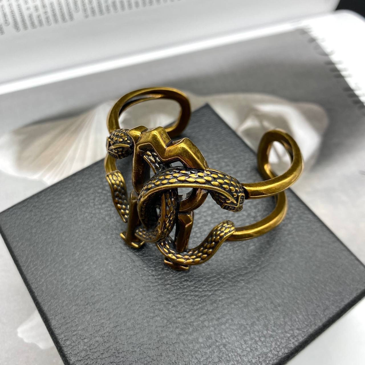 Фото Браслет Roberto Cavalli Logo RC B4514
