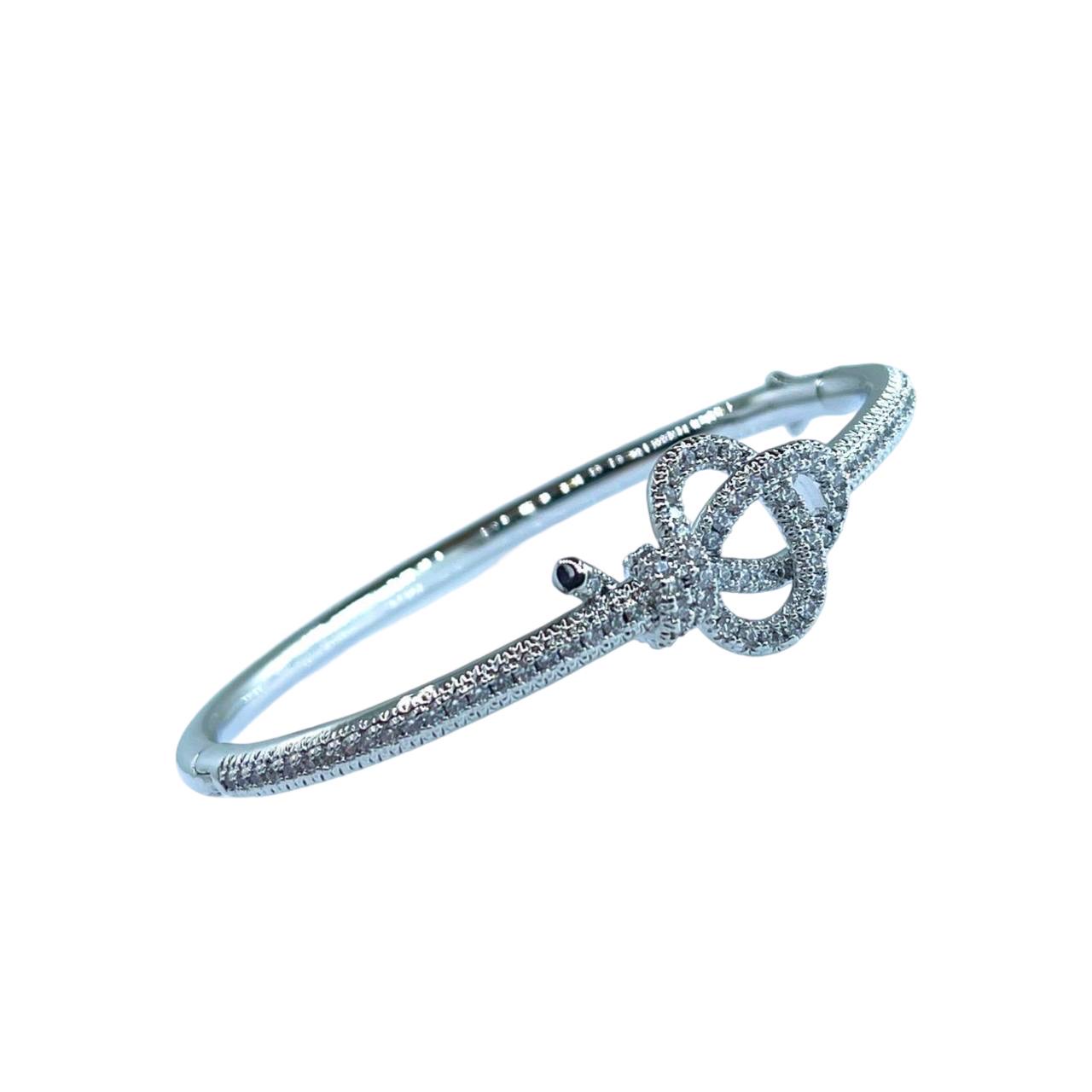 Фото Браслет Tiffany & Co Knot B4409