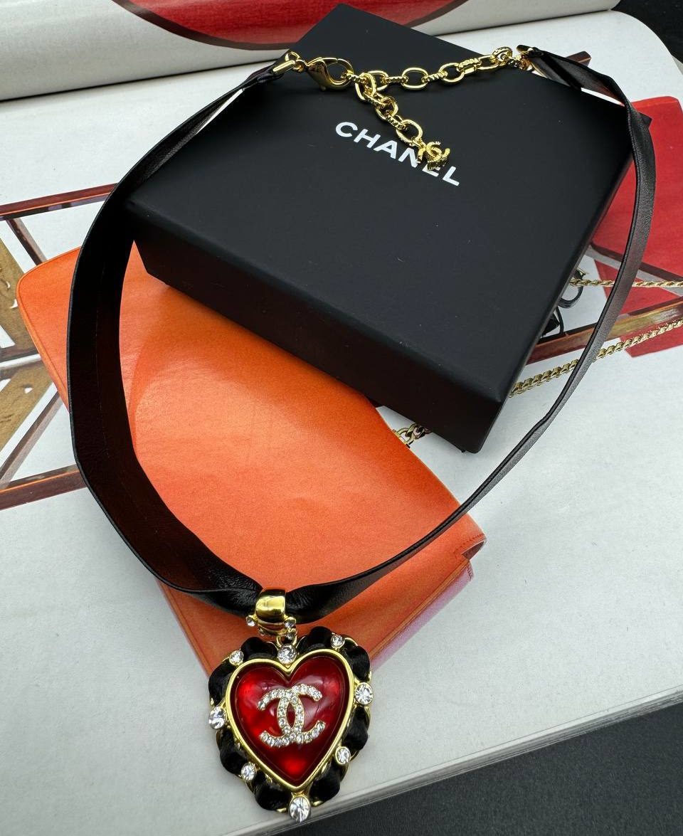 Фото Колье Chanel B4484