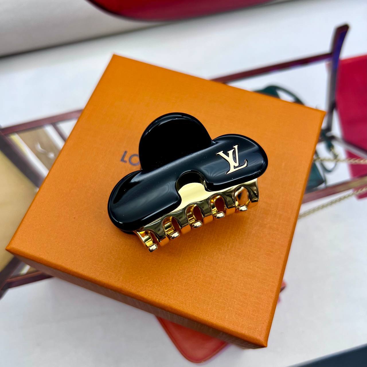 Фото Заколка Louis Vuitton B4506