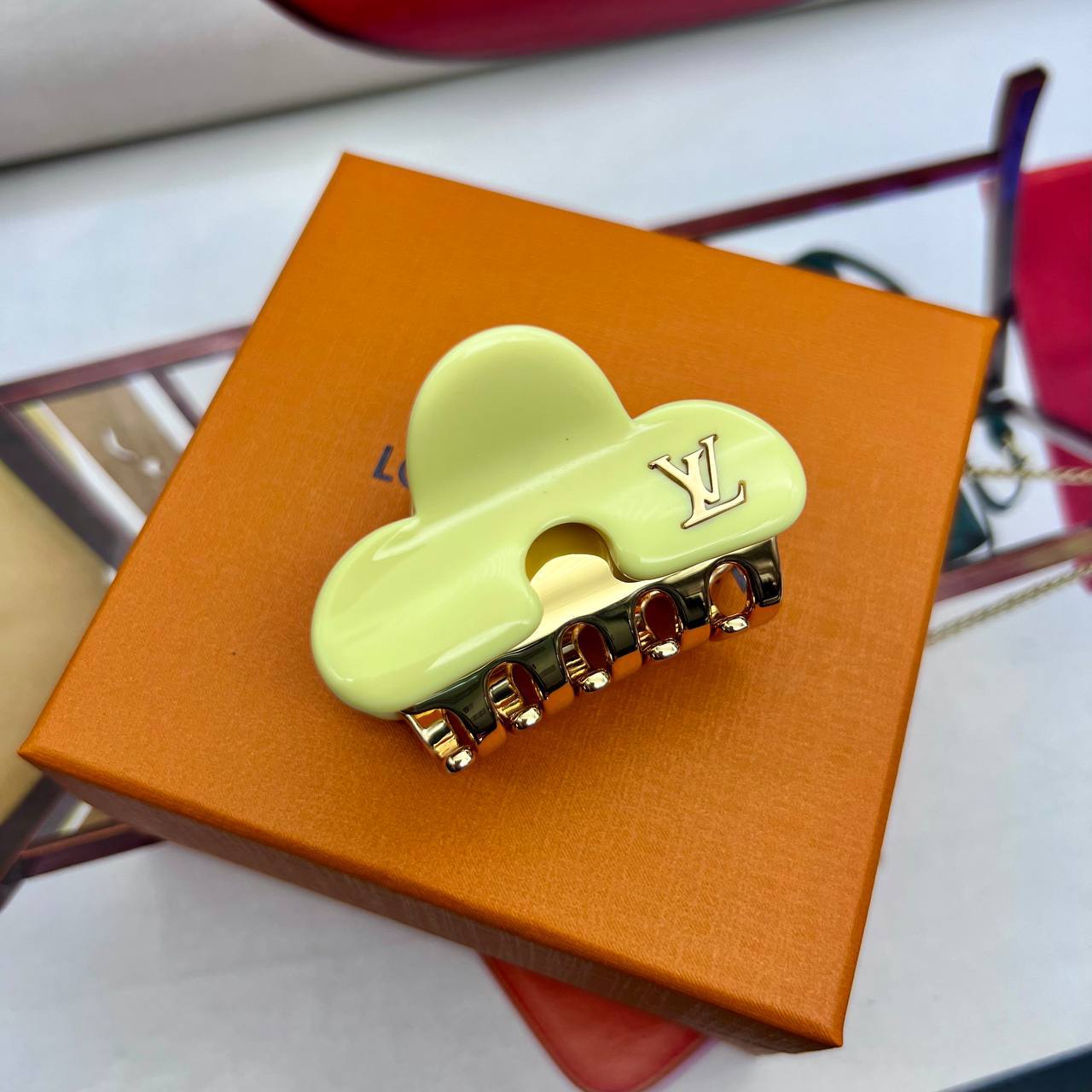 Фото Заколка Louis Vuitton B4503