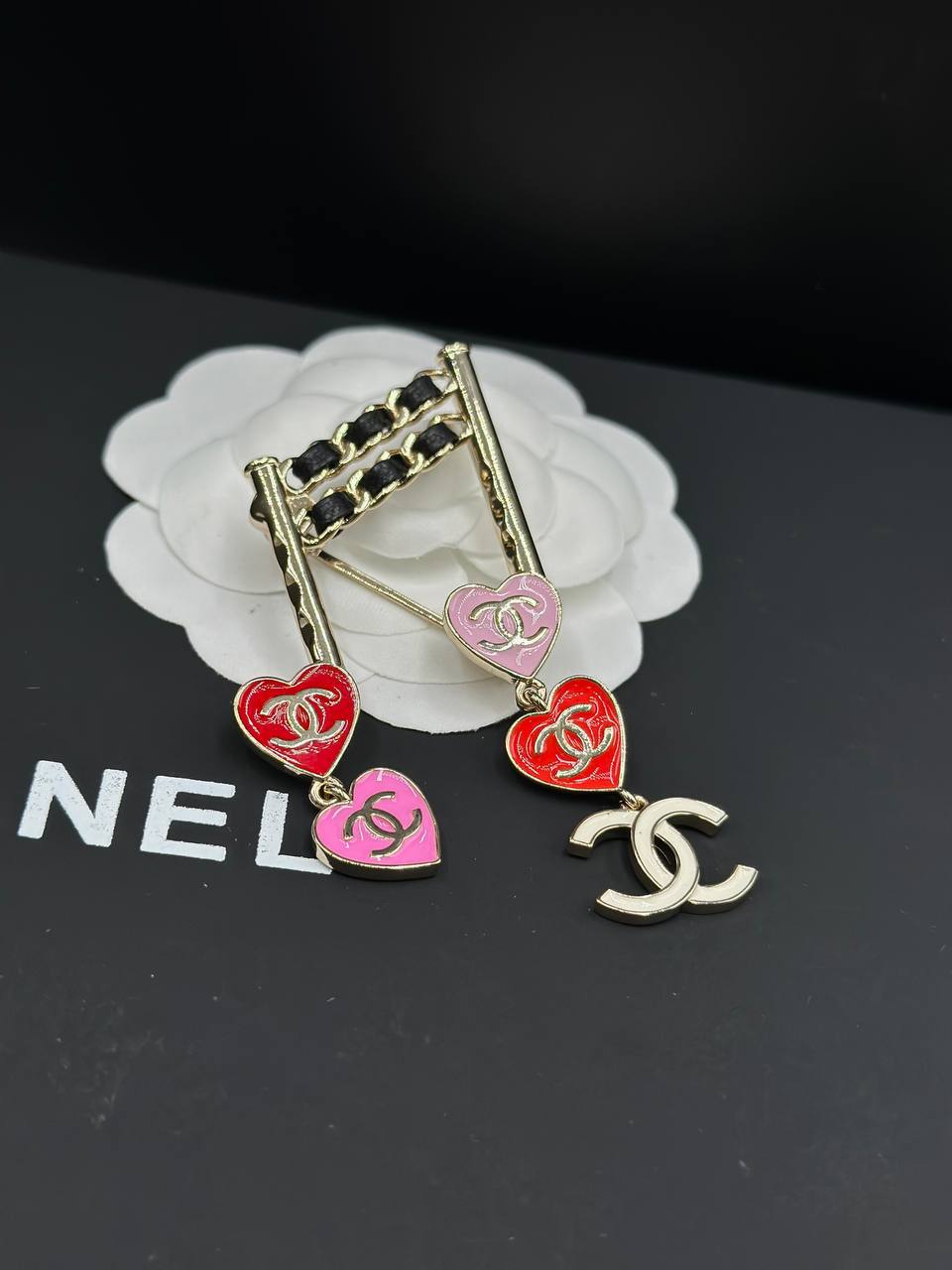 Брошь Chanel S5852