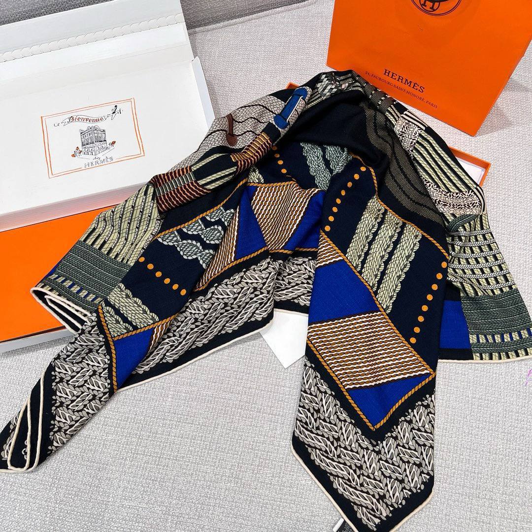Фото Палантин Hermès S5874