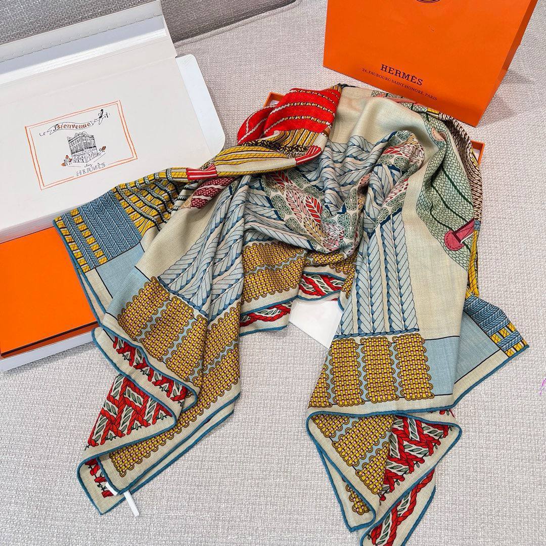 Фото Палантин Hermès Dressage Tressage S5876