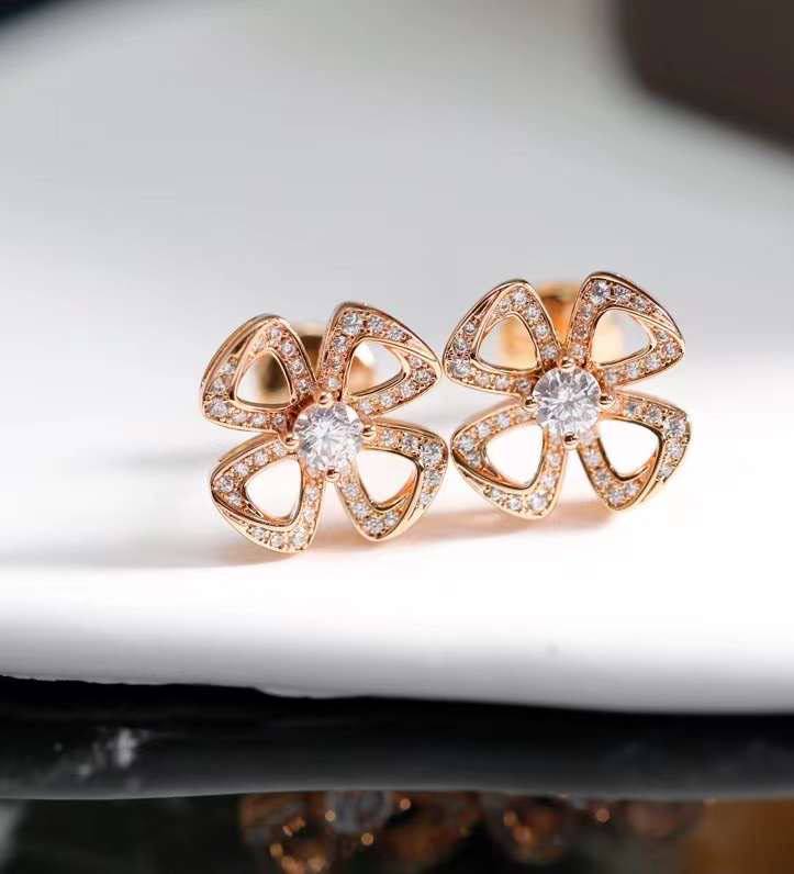 Фото Серьги Bvlgari Fiorever S5907