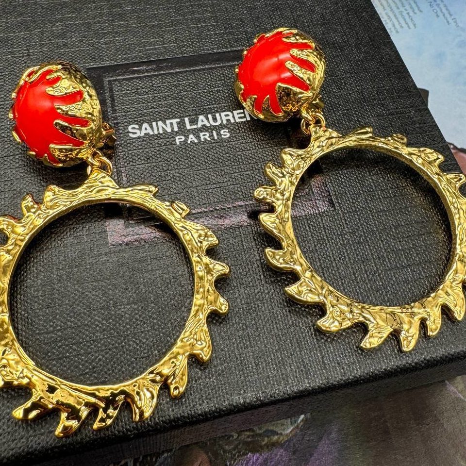 Фото Серьги-клипсы Yves Saint Laurent S5927