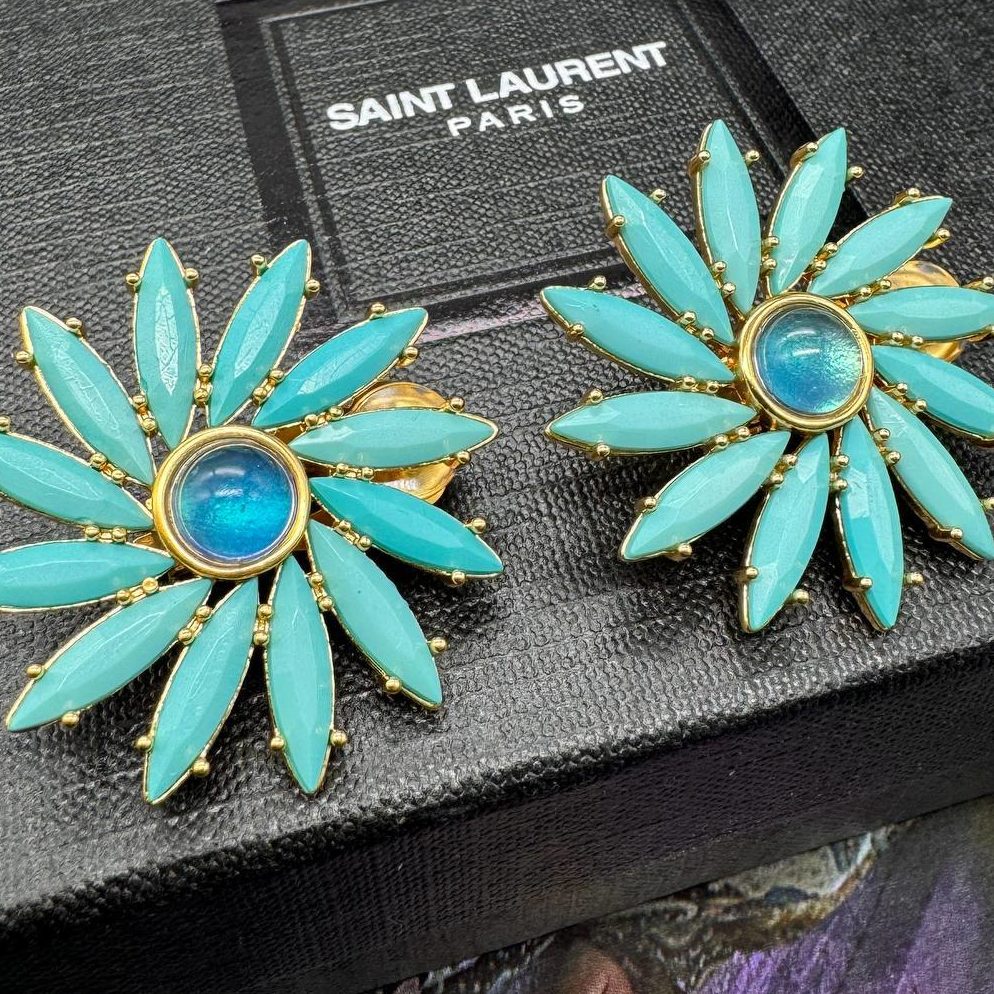 Фото Серьги-клипсы Yves Saint Laurent S5929