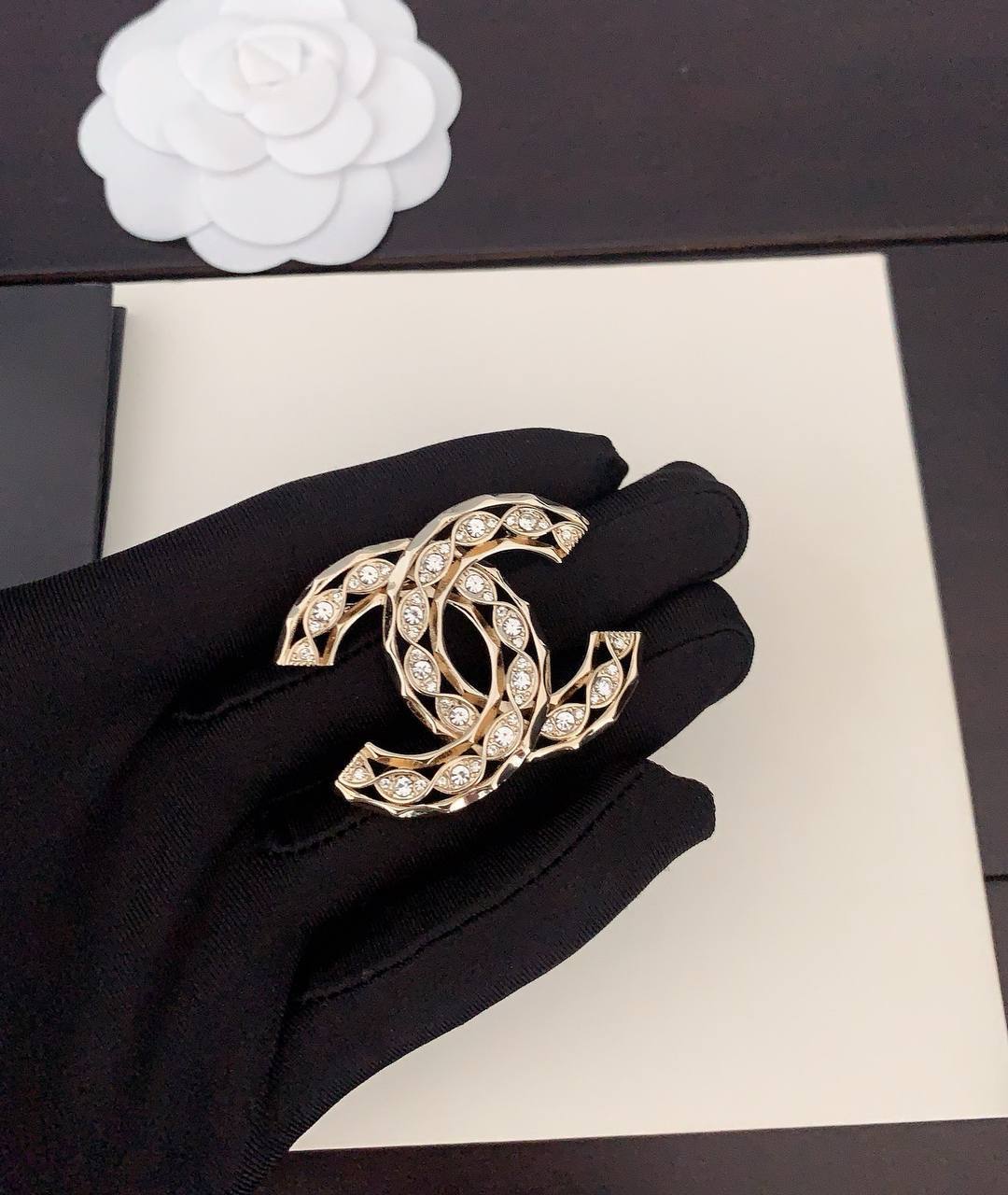 Фото Брошь Chanel S5948
