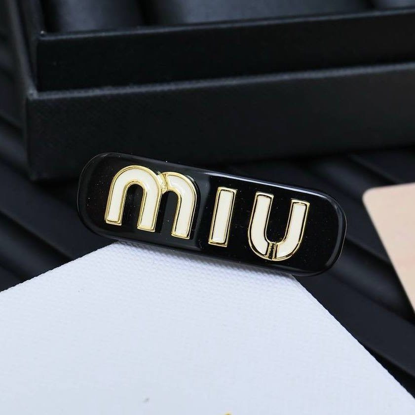 Фото Заколка Miu Miu B4522