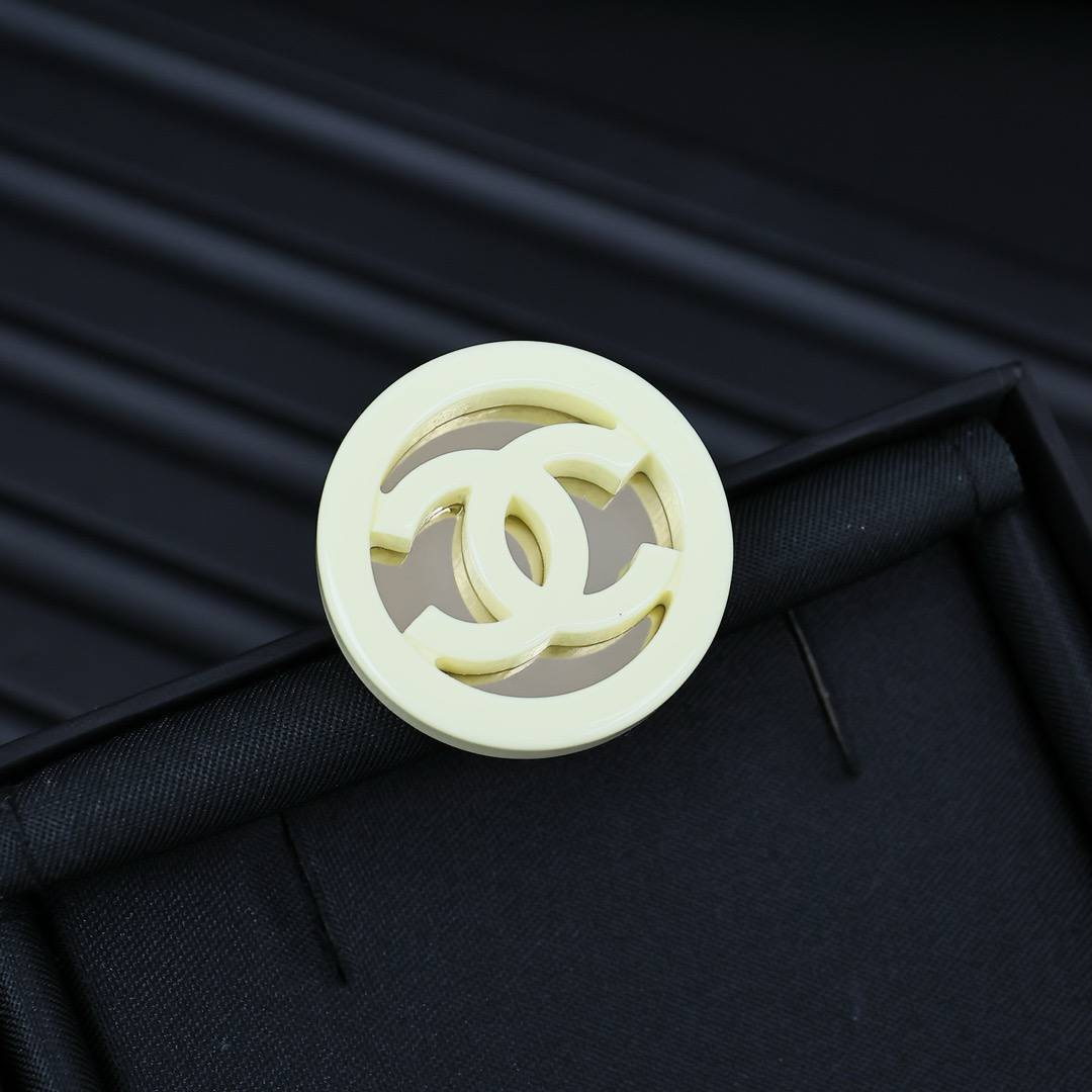 Фото Брошь Chanel B4533