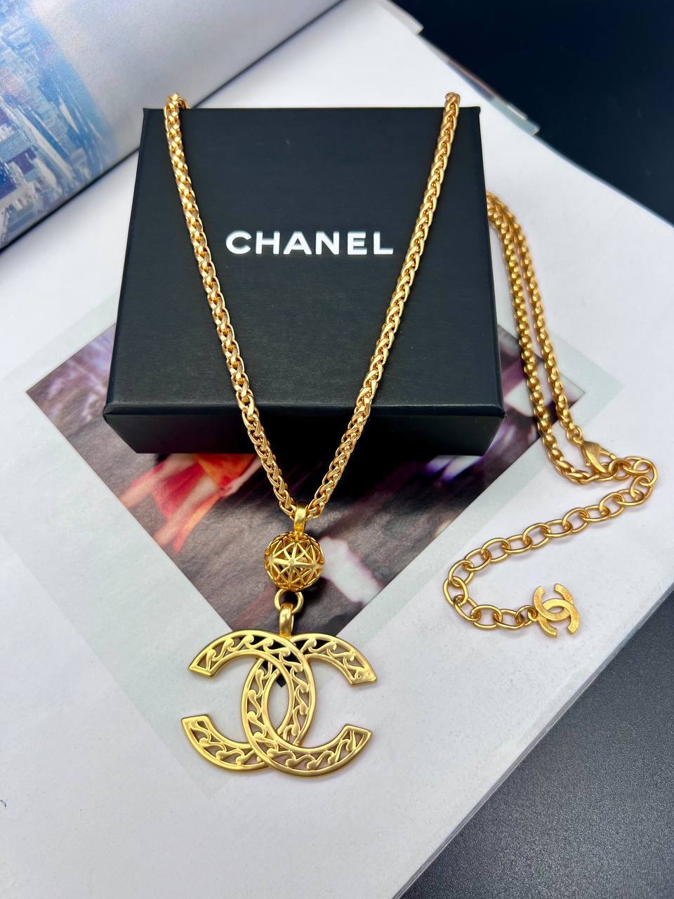 Фото Колье Chanel B4555