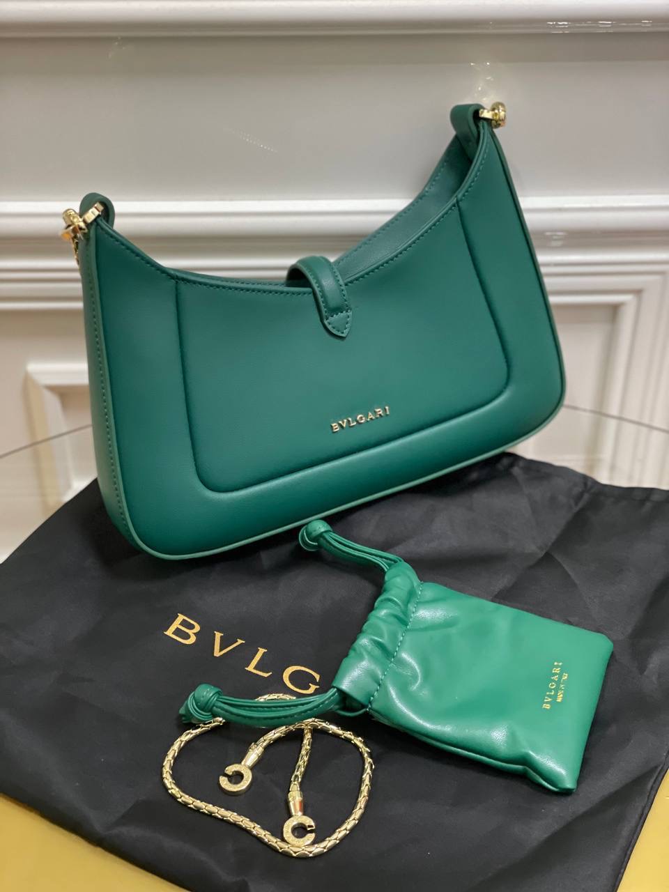 Фото Сумка Bvlgari Serpenti Baia B4582