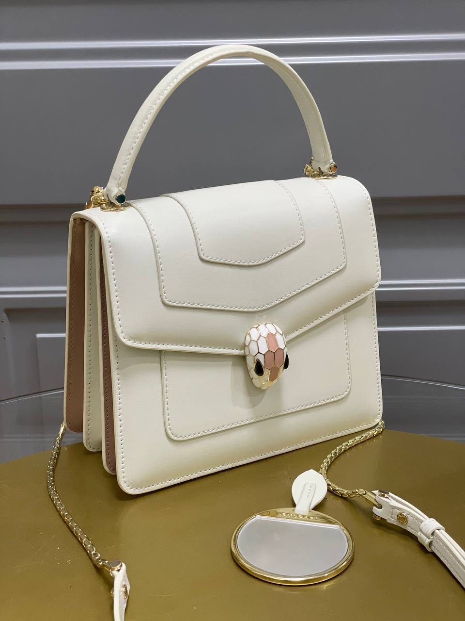 Фото Сумка Bvlgari Serpenti Forever B4584