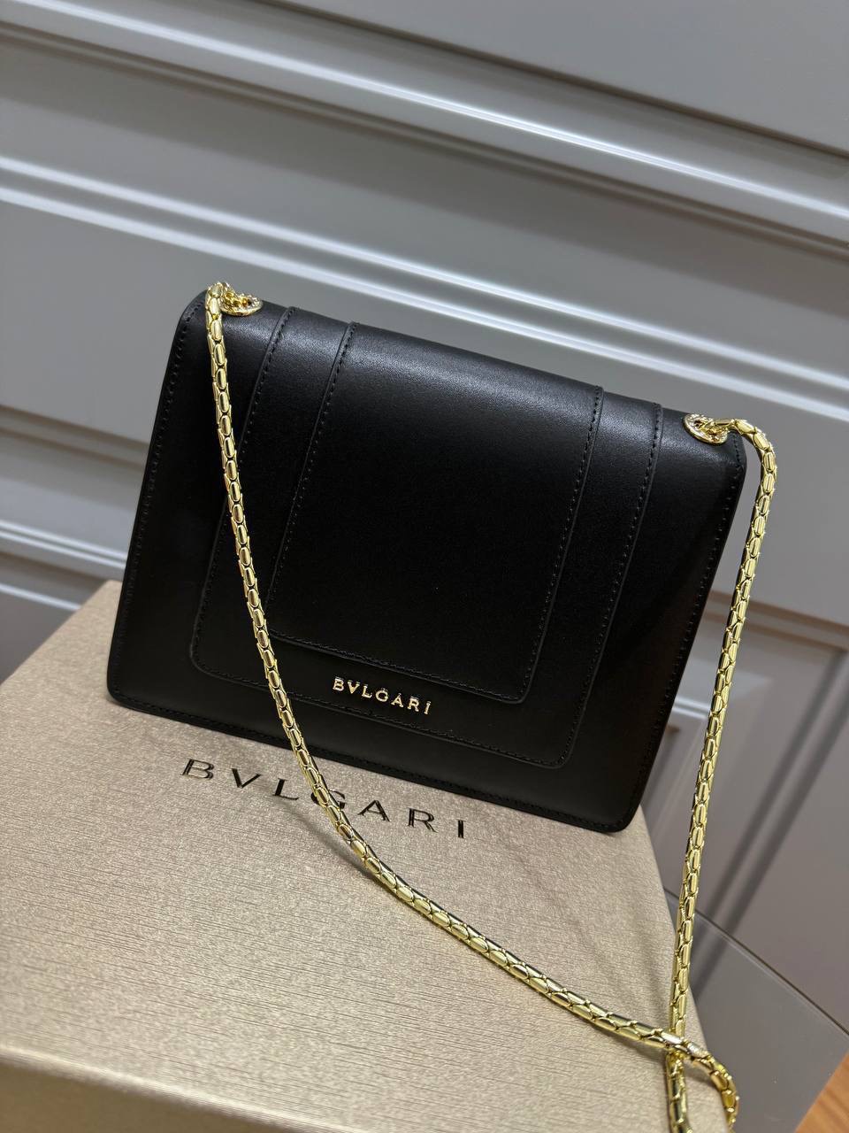 Фото Сумка Bvlgari Serpenti Forever B4586