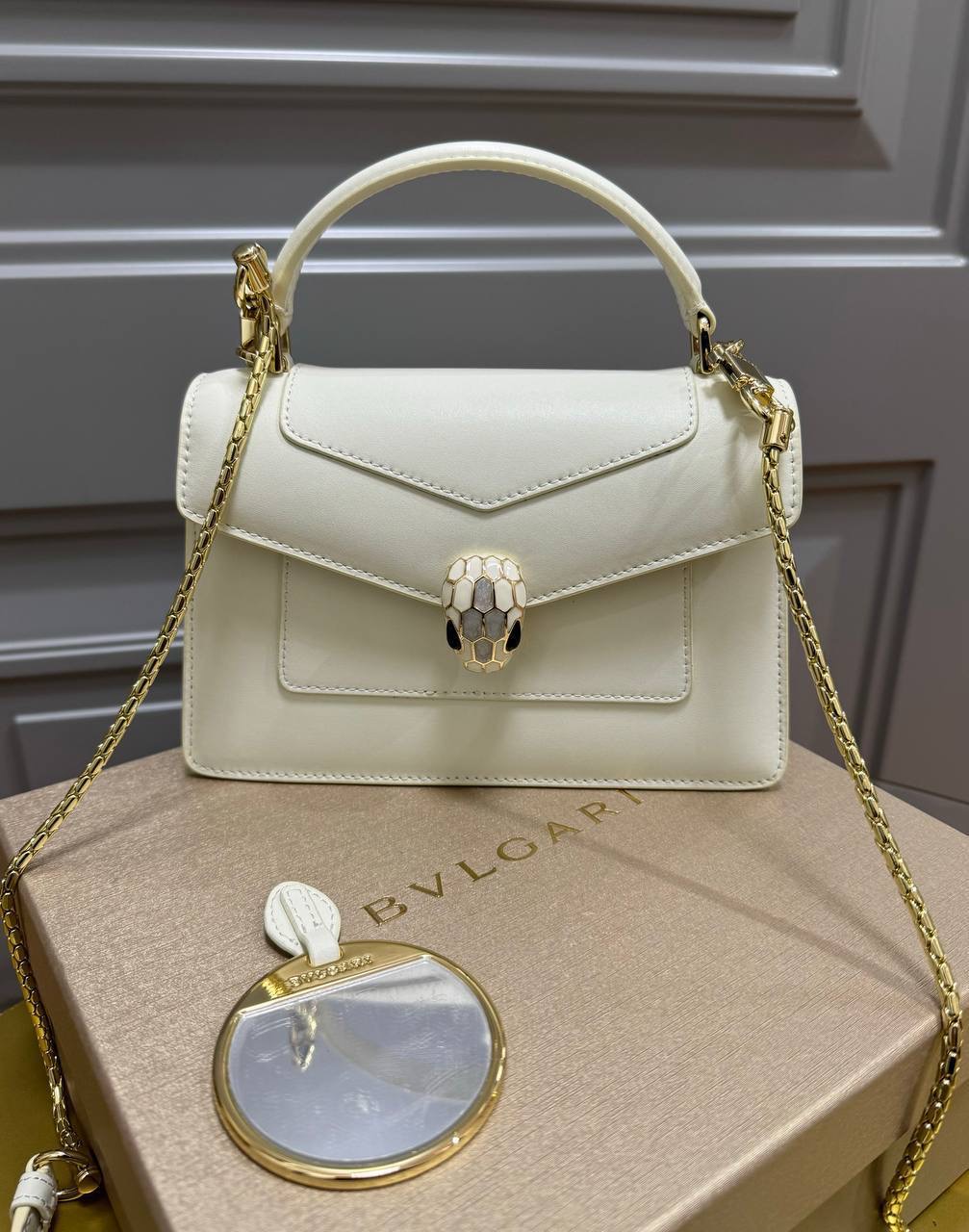 Фото Сумка Bvlgari Serpenti Forever B4585