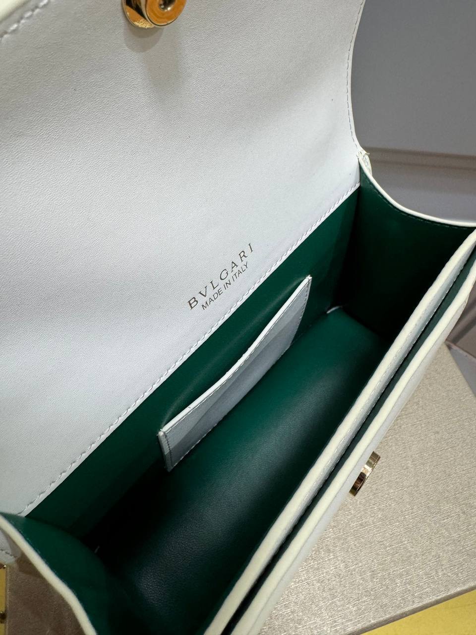 Фото Сумка Bvlgari Serpenti Forever B4585