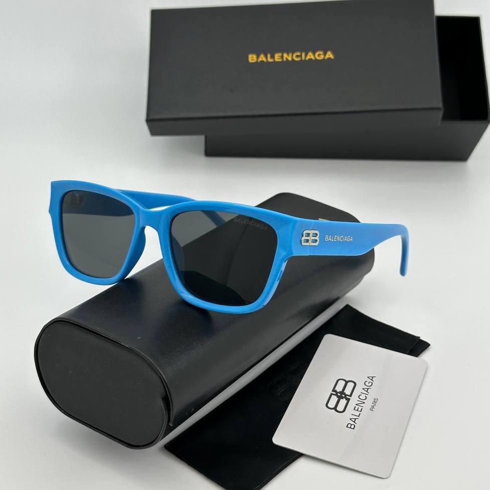 Фото Очки Balenciaga S6221