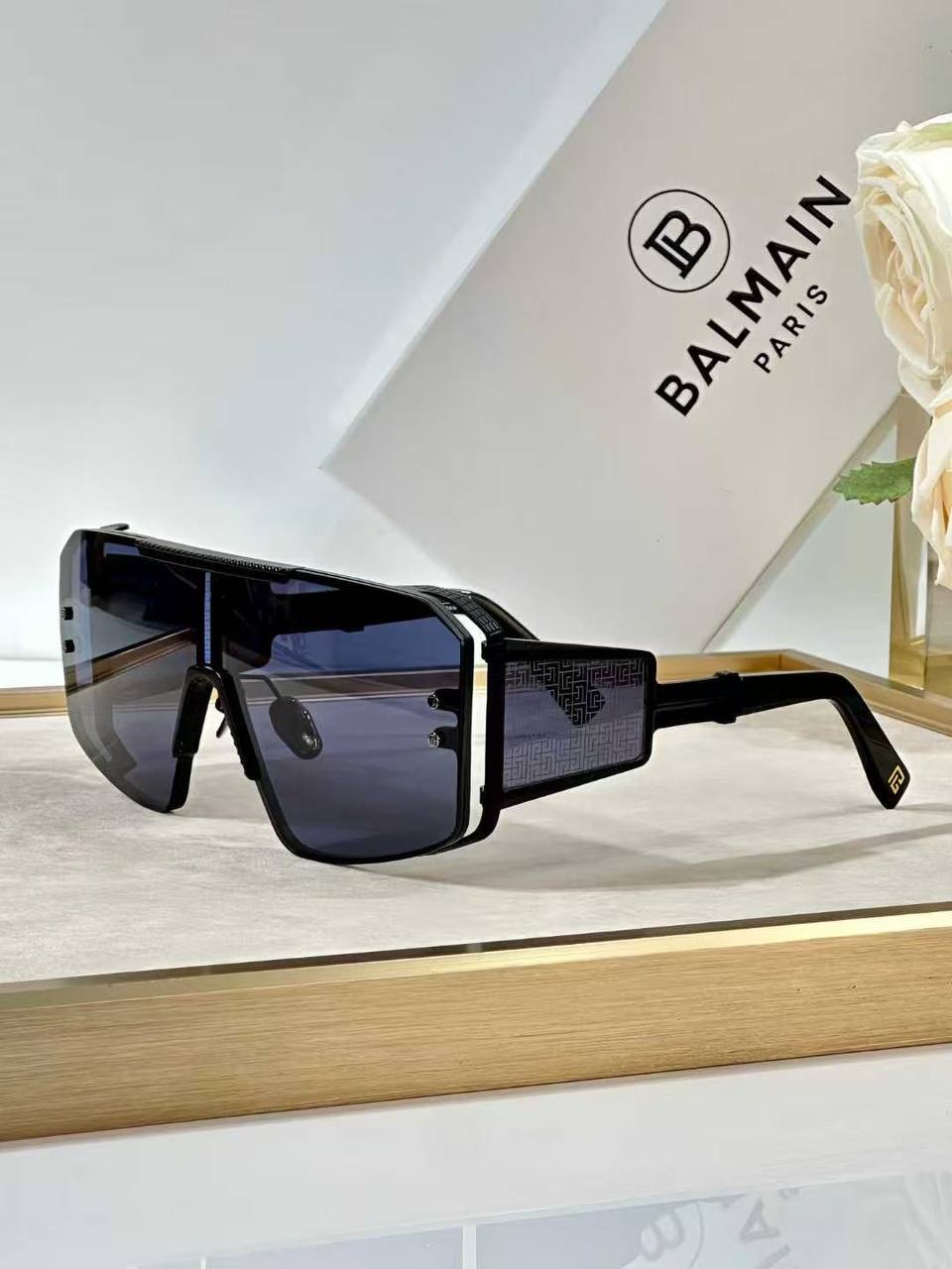 Фото Очки Balmain S6356