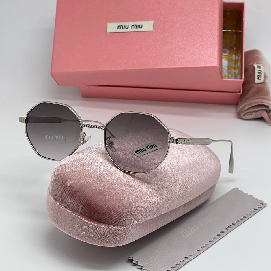 Фото Очки Miu Miu M3558