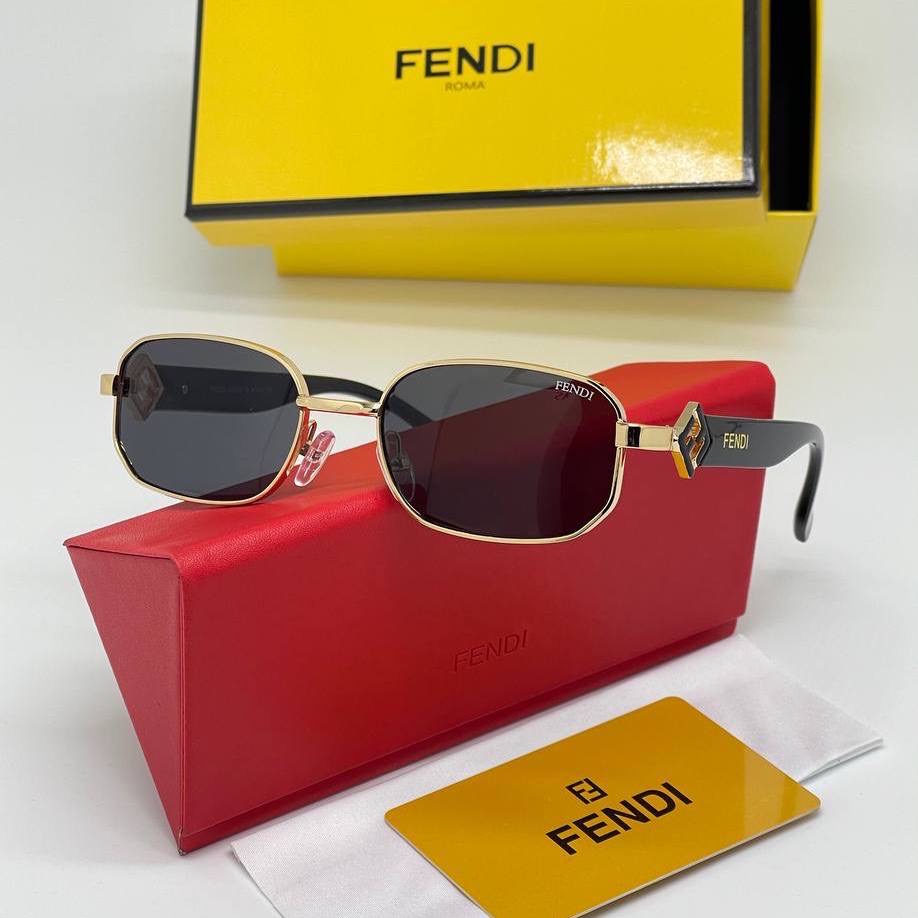 Фото Очки Fendi B4890