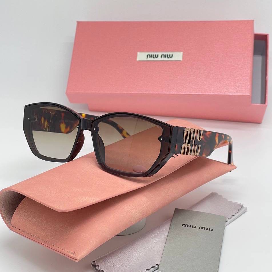 Фото Очки Miu Miu B4903