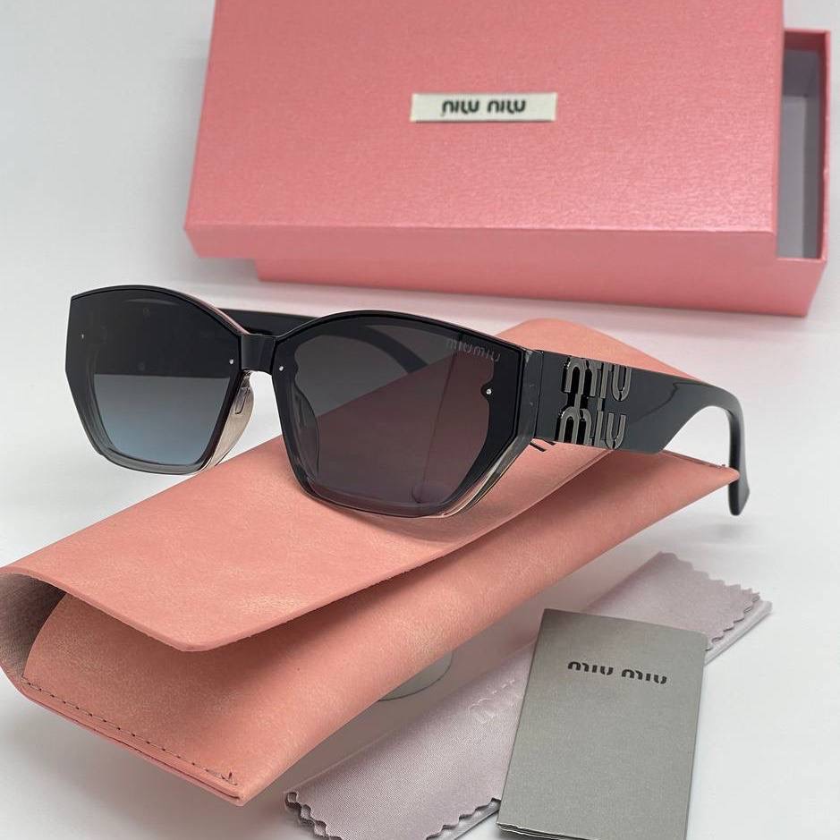 Фото Очки Miu Miu B4905