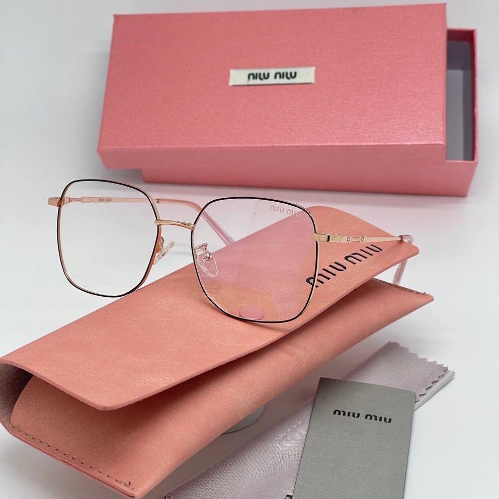Фото Очки Miu Miu B4919