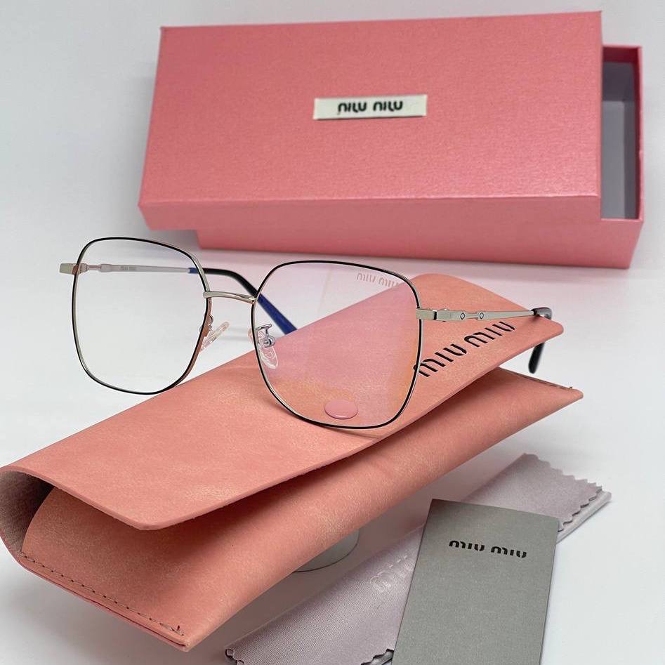 Фото Очки Miu Miu B4923