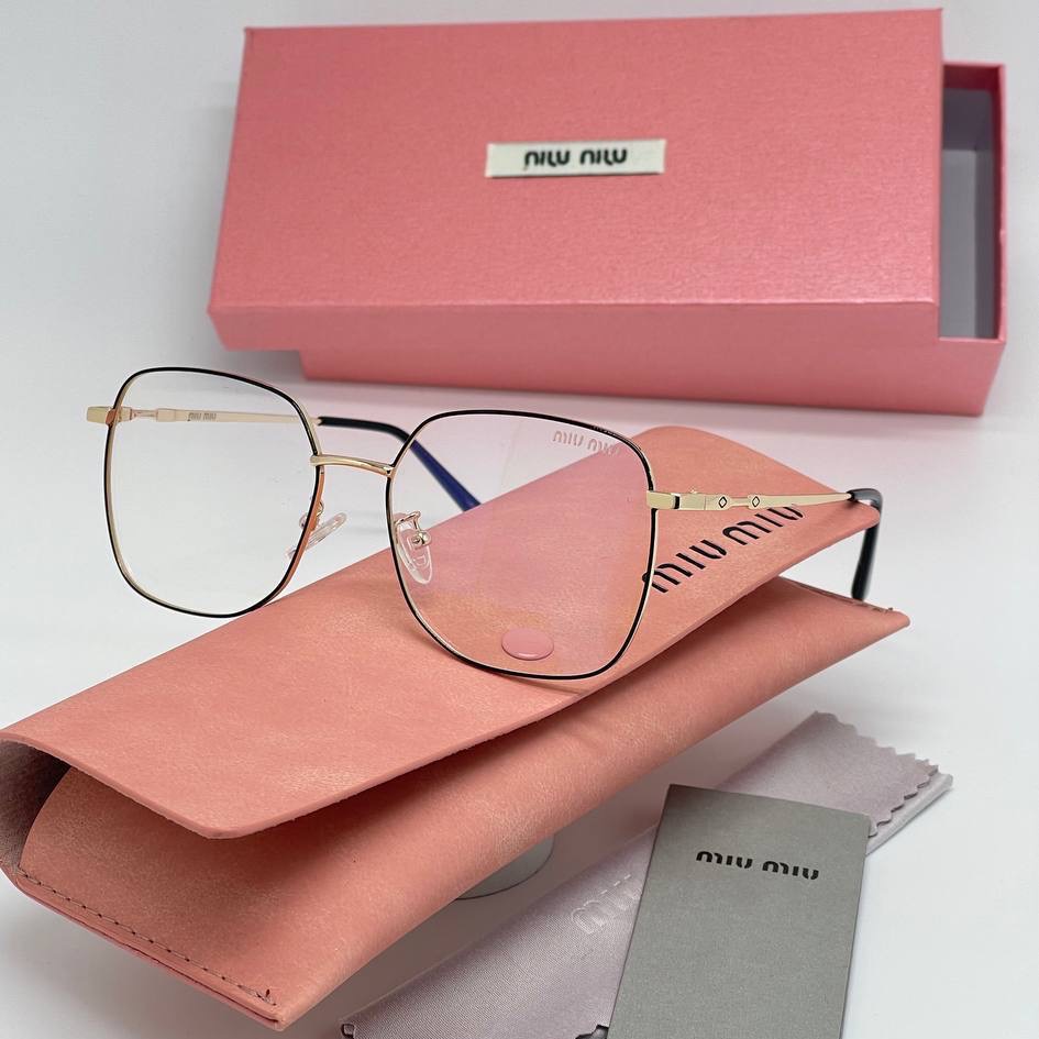Фото Очки Miu Miu B4924