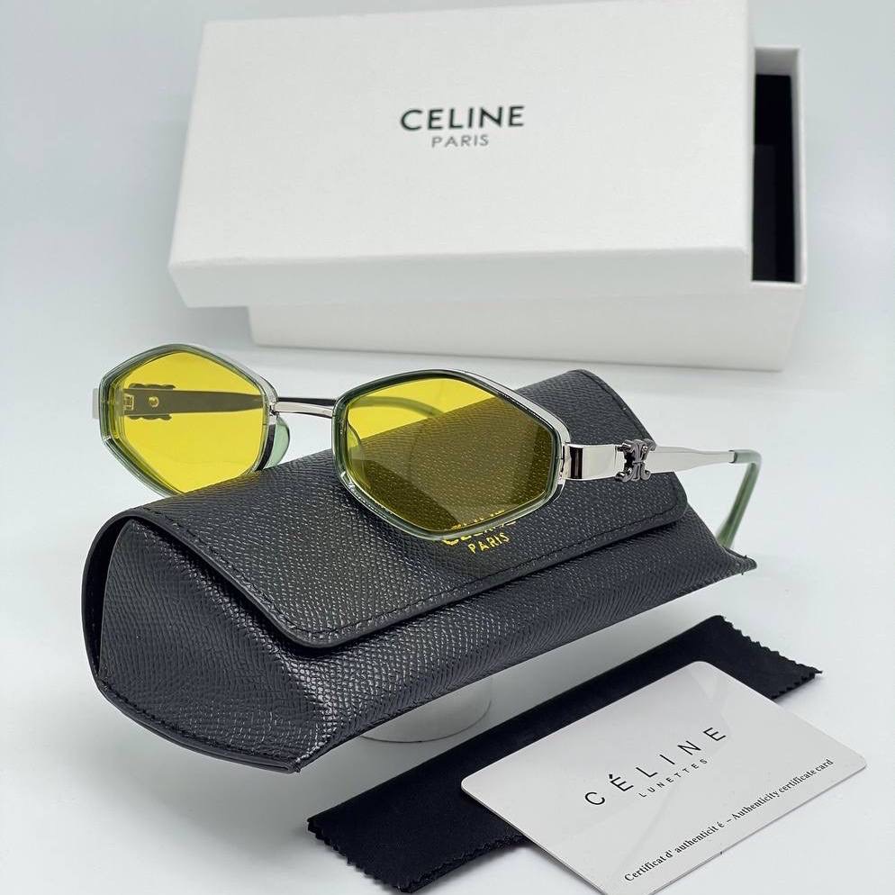 Фото Очки Celine Triomphe B4944