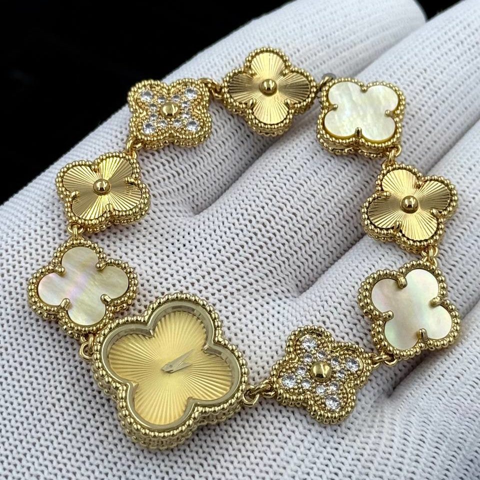 Фото Часы Van Cleef & Arpels Sweet Alhambra S6417