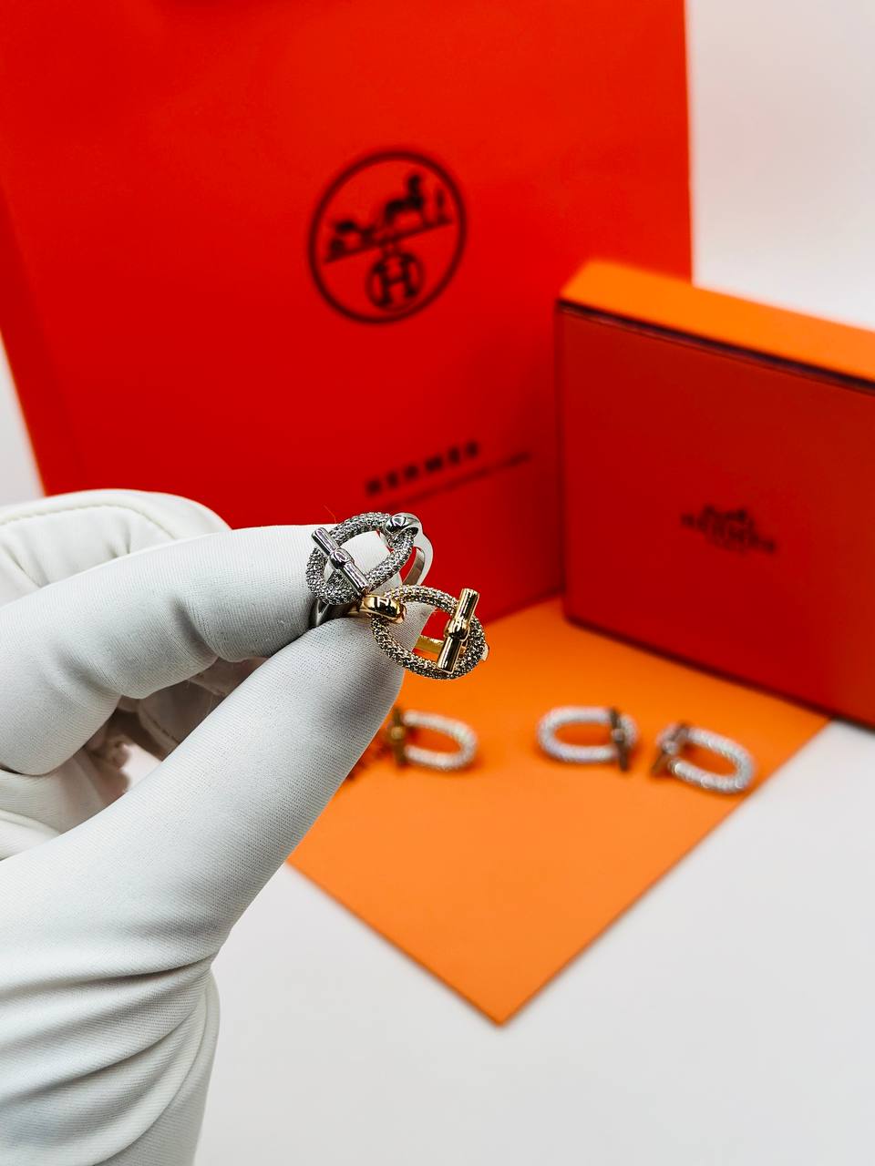 Фото Кольцо Hermes Adage Pendant S6429