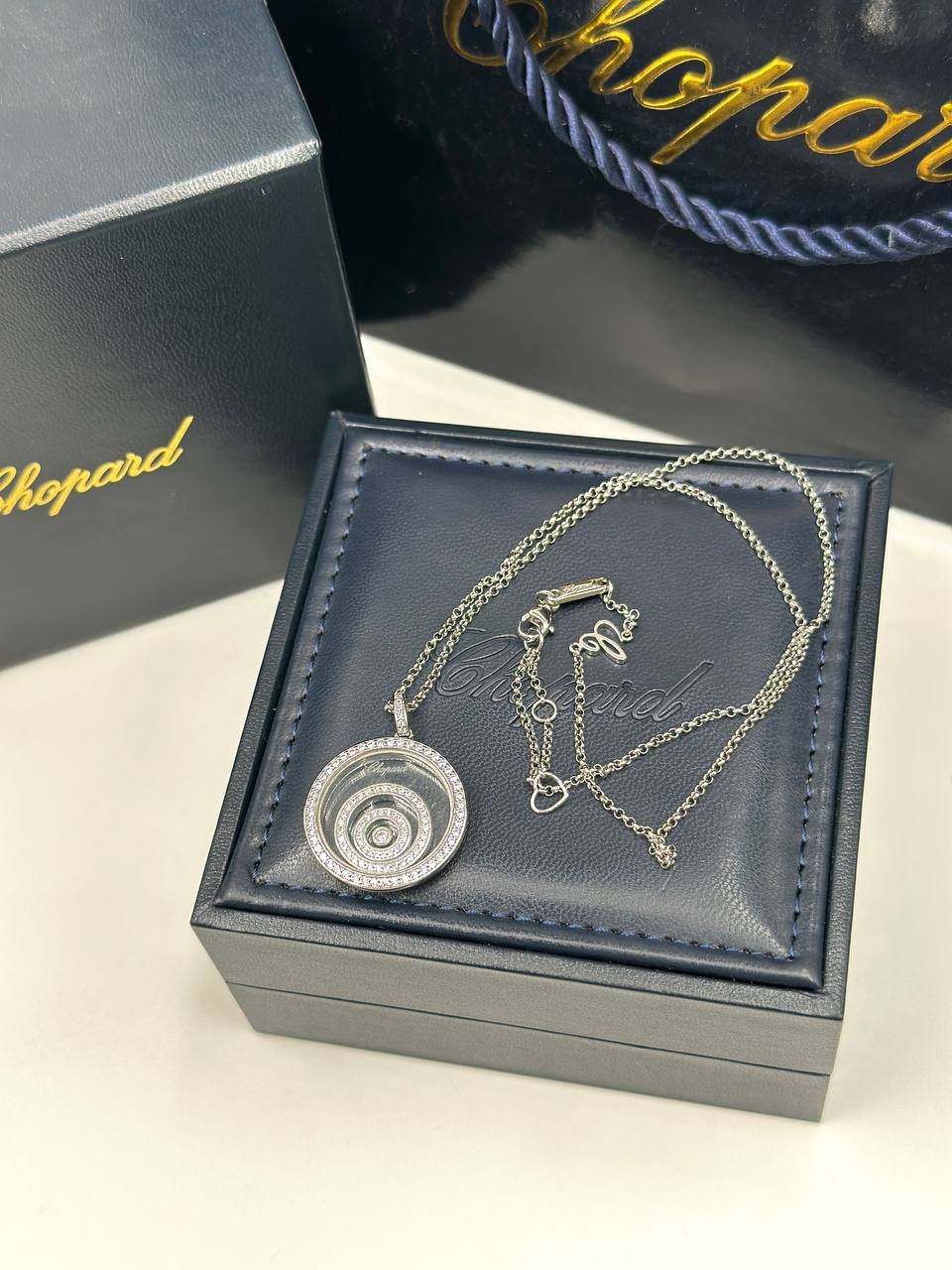 Фото Колье Chopard Happy Spirit S6432