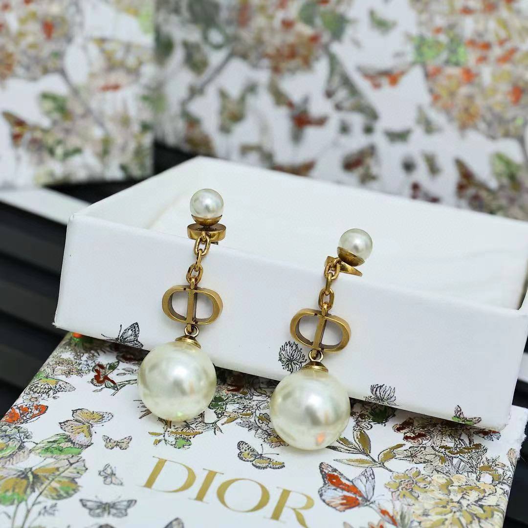 Фото Серьги Dior Petit CD S6509
