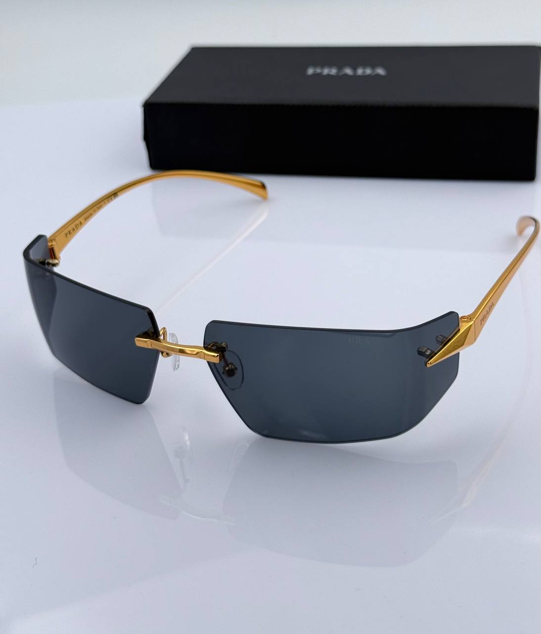 Фото Очки Prada S6586