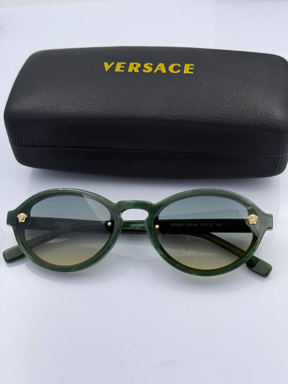 Фото Очки Versace Medusa S6650