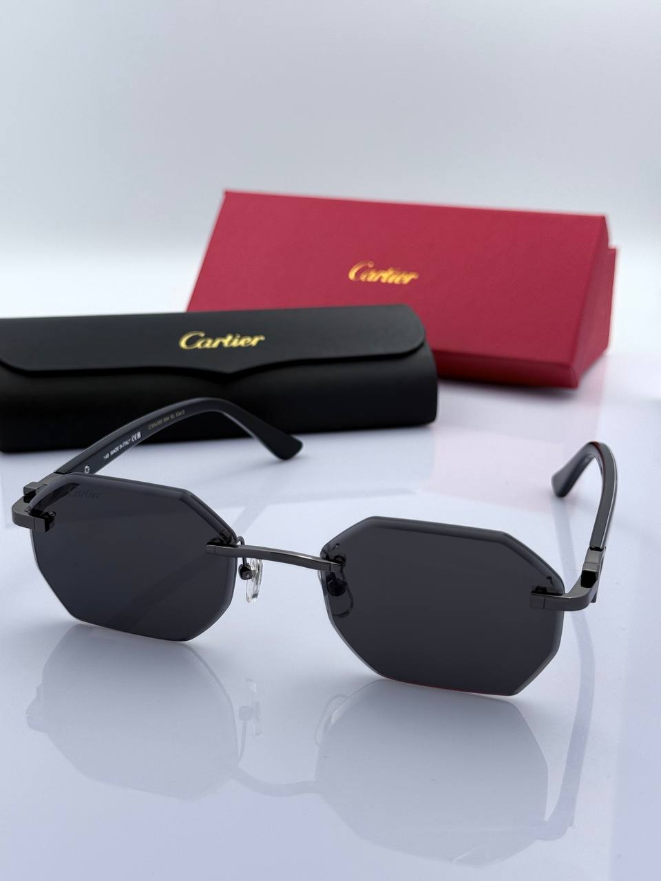 Фото Очки Première de Cartier S6752