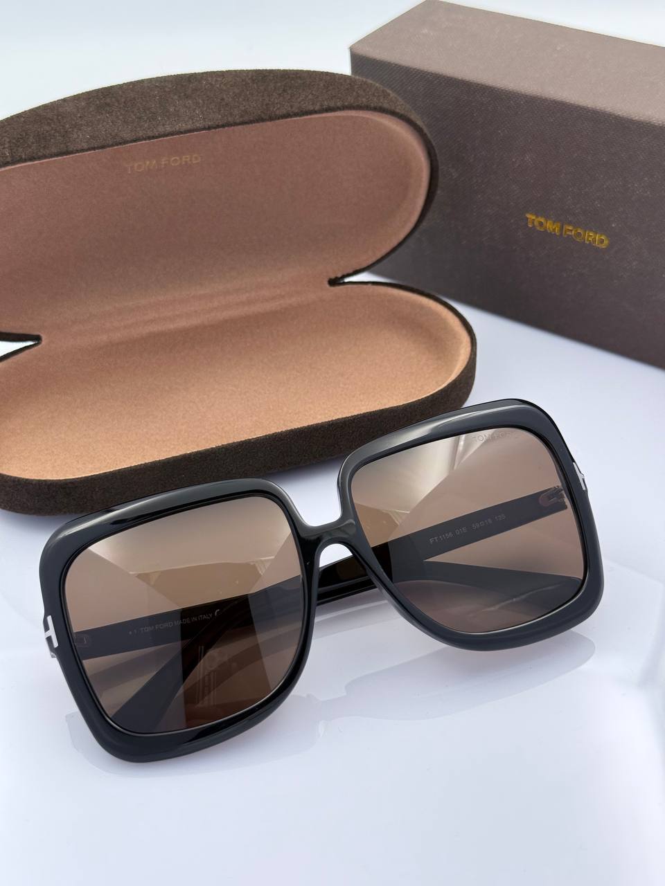 Фото Очки Tom Ford Lorelai S6781