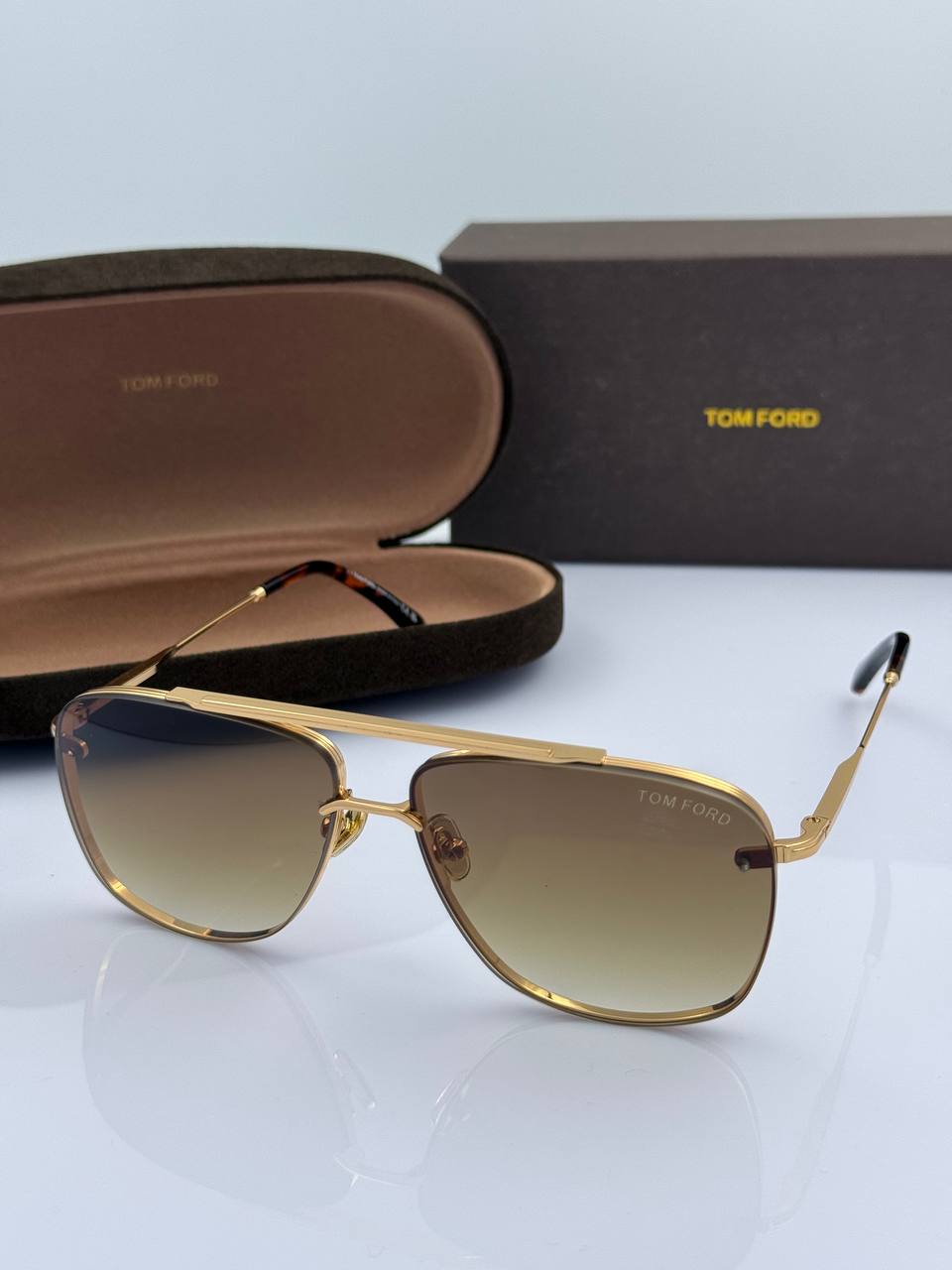 Фото Очки Tom Ford S6804