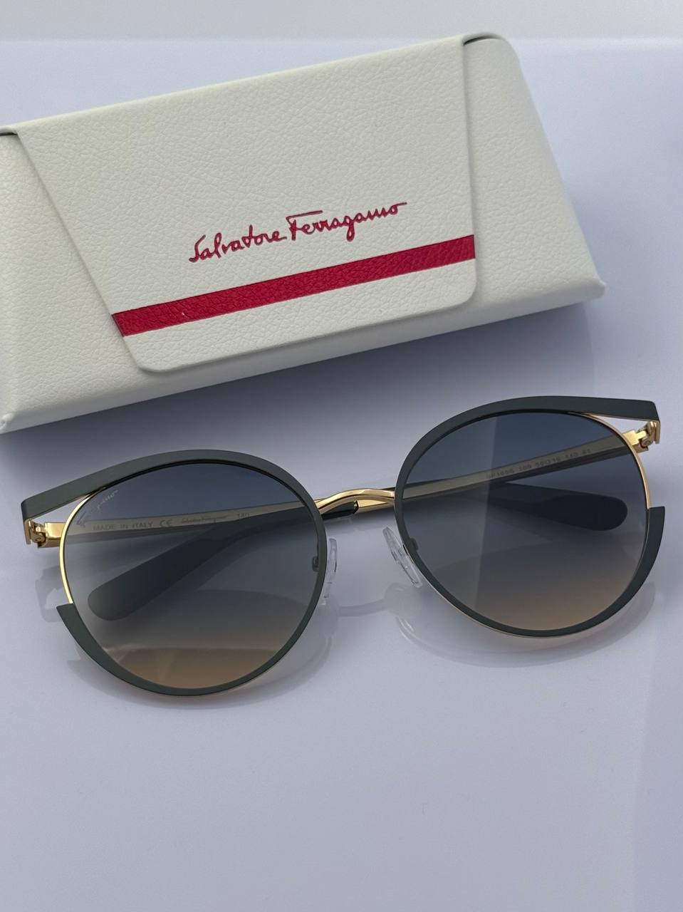Фото Очки Salvatore Ferragamo S6812
