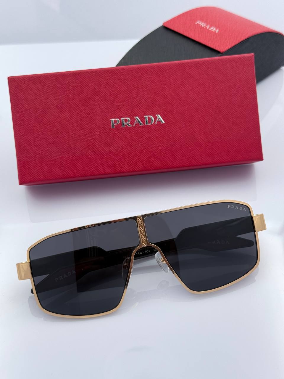 Фото Очки Prada S6828