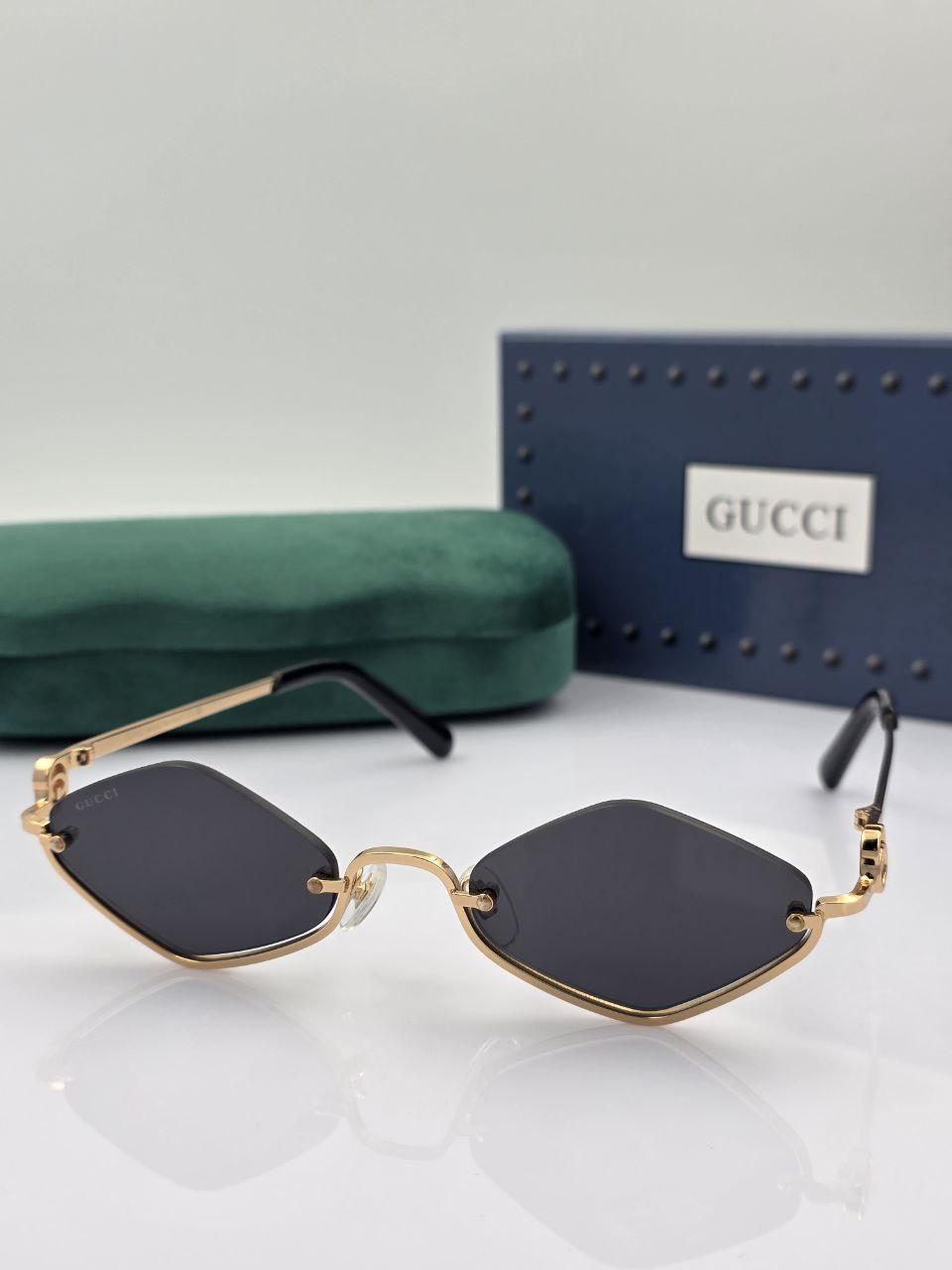 Фото Очки Gucci S6872