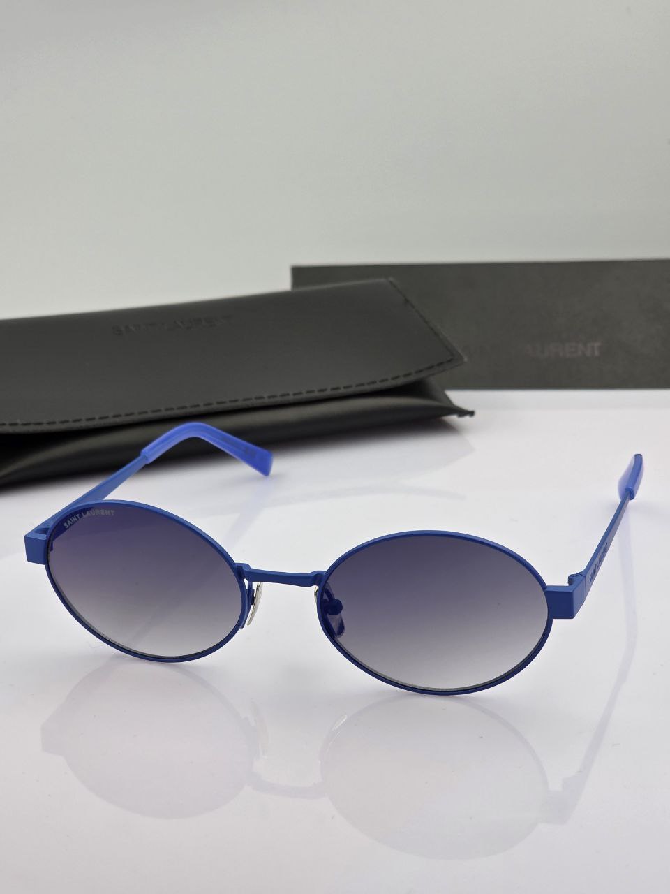 Фото Очки Yves Saint Laurent S6890
