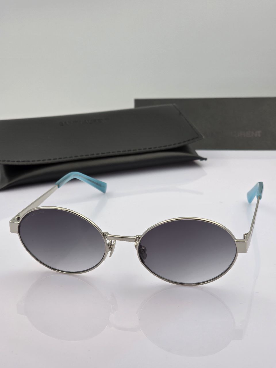 Фото Очки Yves Saint Laurent S6888